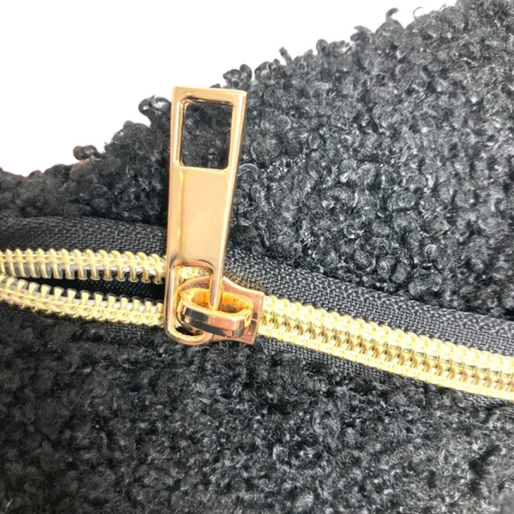 bag black waist crossbody vegan sherpa wool BLUE WATERS gold tone hardware NWT - Picture 14 of 16